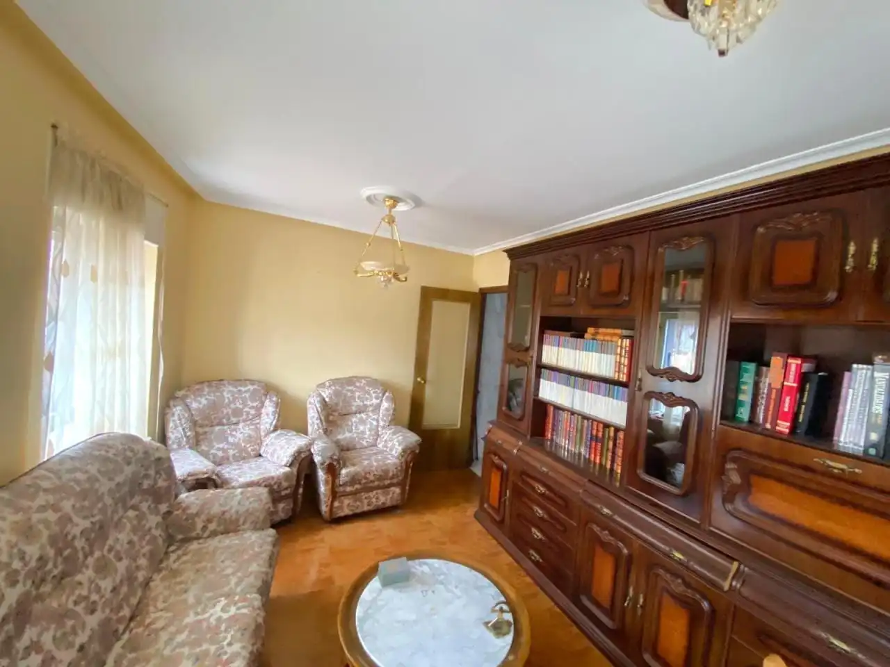 Living room of Houses for sale in La Robla   with Heating and Furnished
