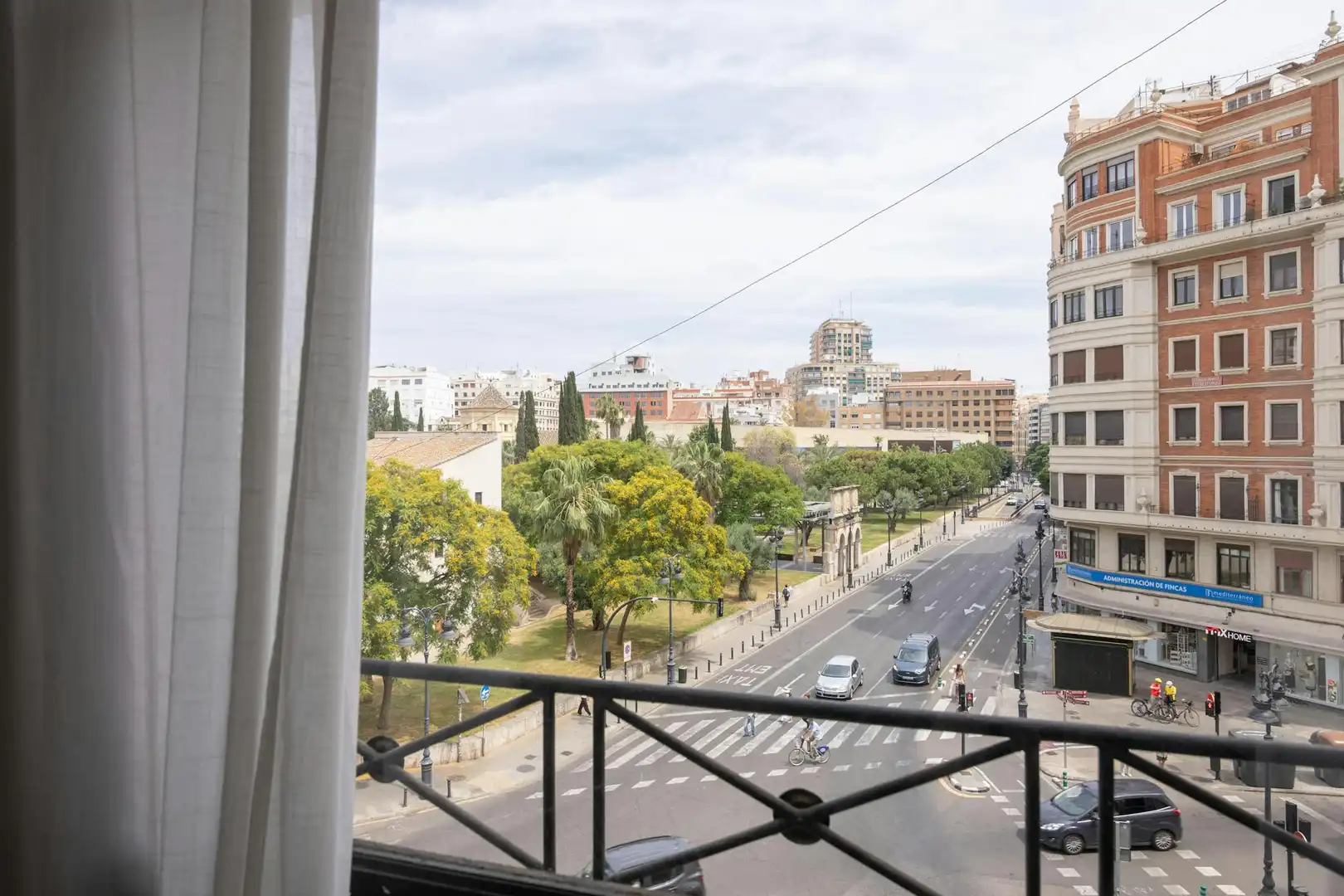 Bedroom of Flat for rent in Extramurs
