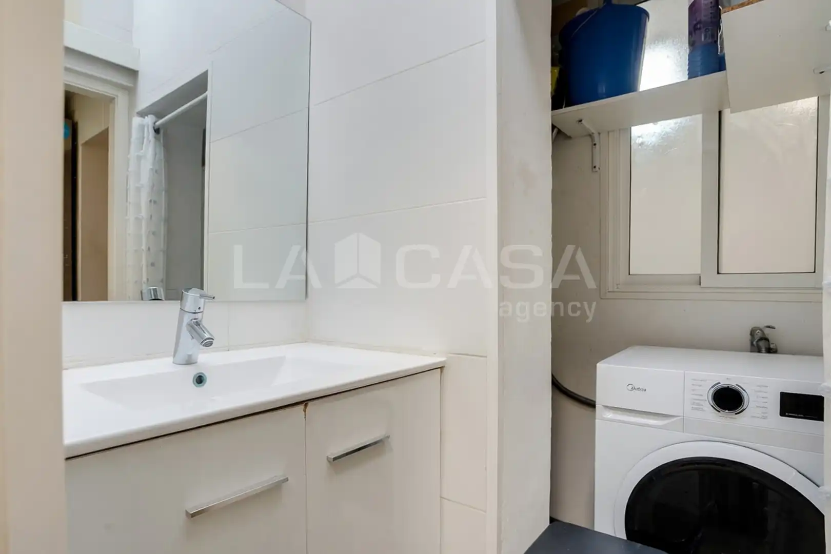 Bany de Planta baixa en venda en L'Hospitalet de Llobregat
