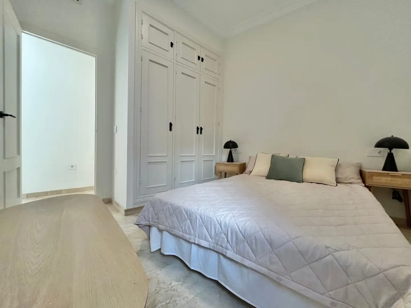 Bedroom of Apartments for sale in Málaga  with Air Conditioner, Heating and Furnished