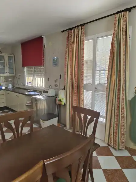 Comedor de Finca rústica en venta en Lucena con Aire acondicionado, Terraza y Piscina