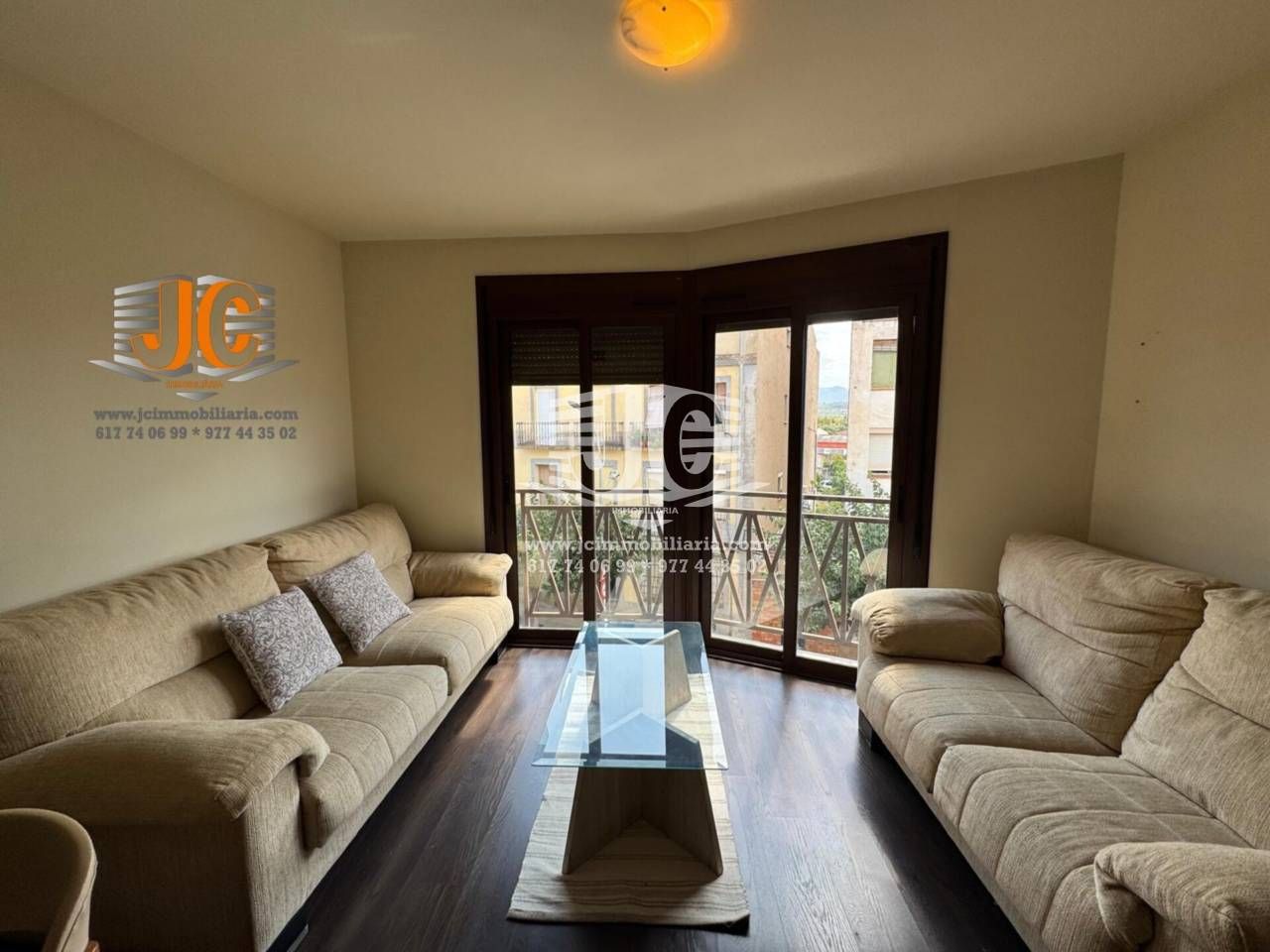 Living room of Flat to rent in Móra la Nova  with Heating, Parquet flooring and Furnished