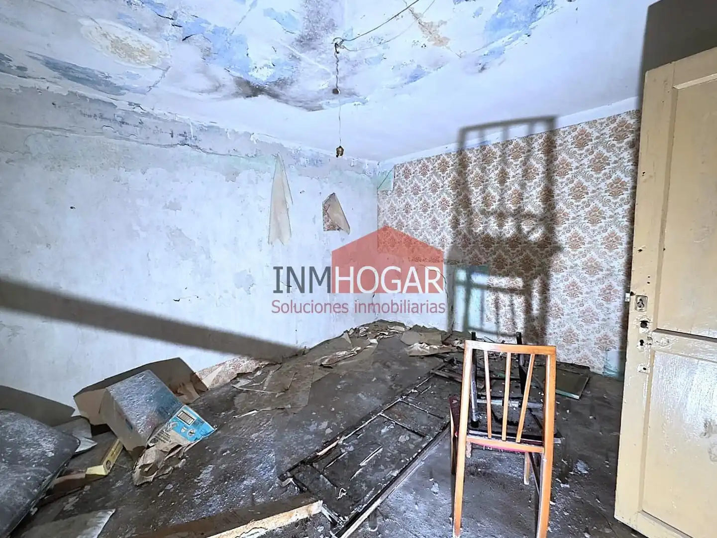 Sala d'estar de Casa o xalet en venda en Ávila amb Jardí privat, Terrassa i Balcó