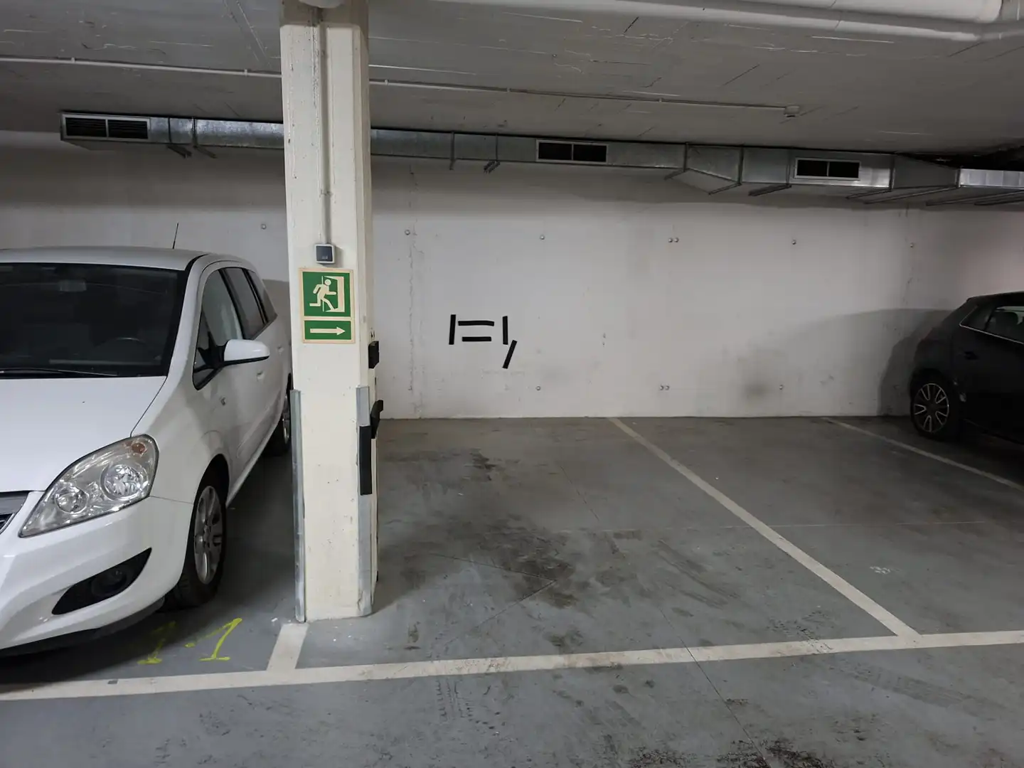 Parking of Garage for sale in Breda