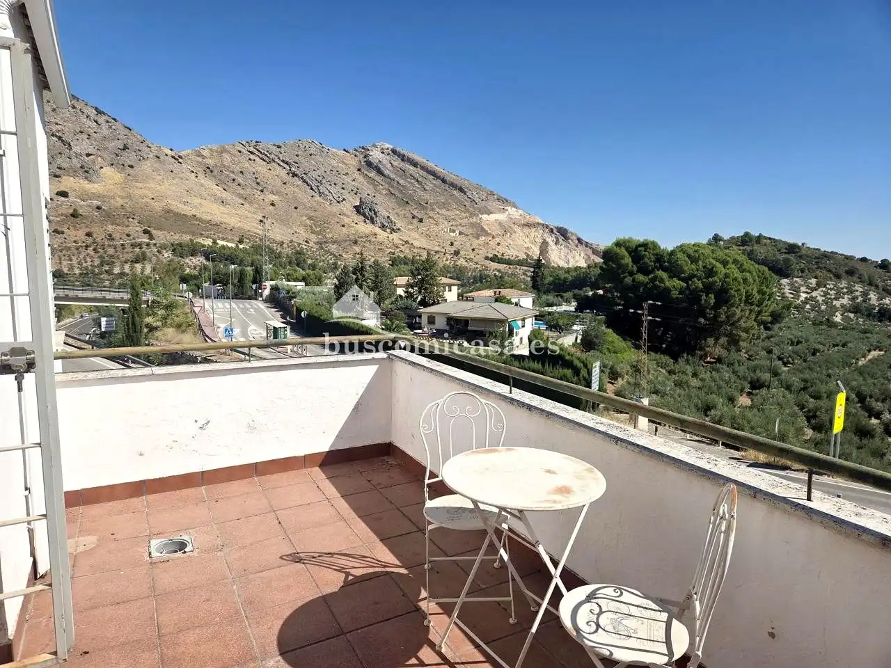 Vista exterior de Casa adosada en venda en Jaén amb Aire condicionat, Calefacció i Terrassa