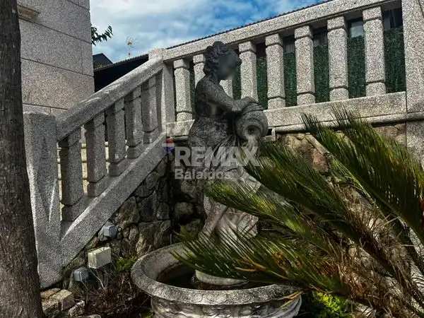 Terraza de Casa o chalet en venta en Vigo  con Calefacción, Jardín privado y Terraza