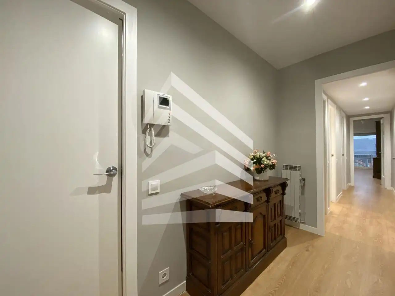 Wohnung zum Verkauf in Barcelona mit Klimaanlage und Heizung