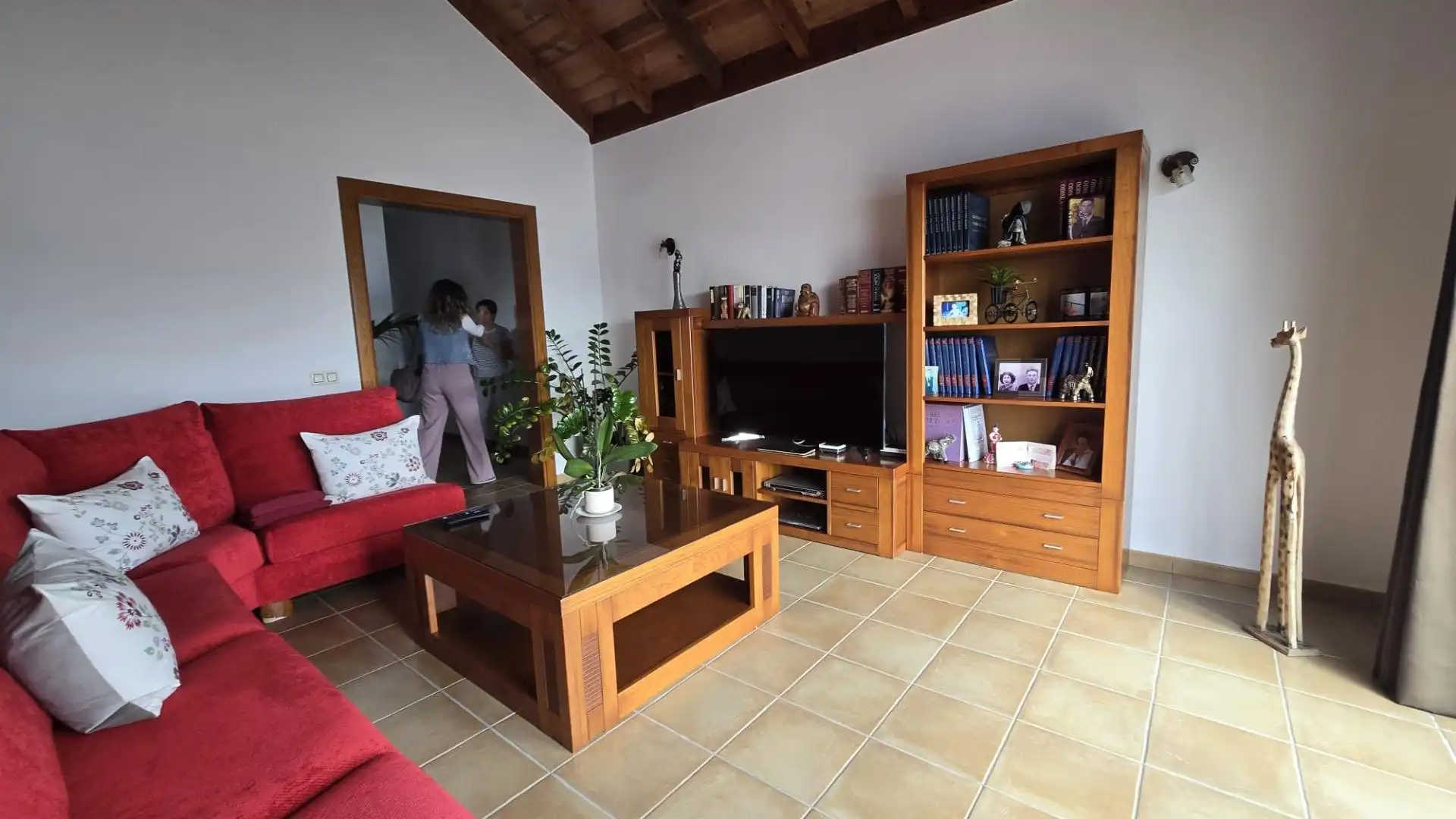 Sala d'estar de Casa o xalet en venda en Tinajo amb Jardí privat, Terrassa i Traster
