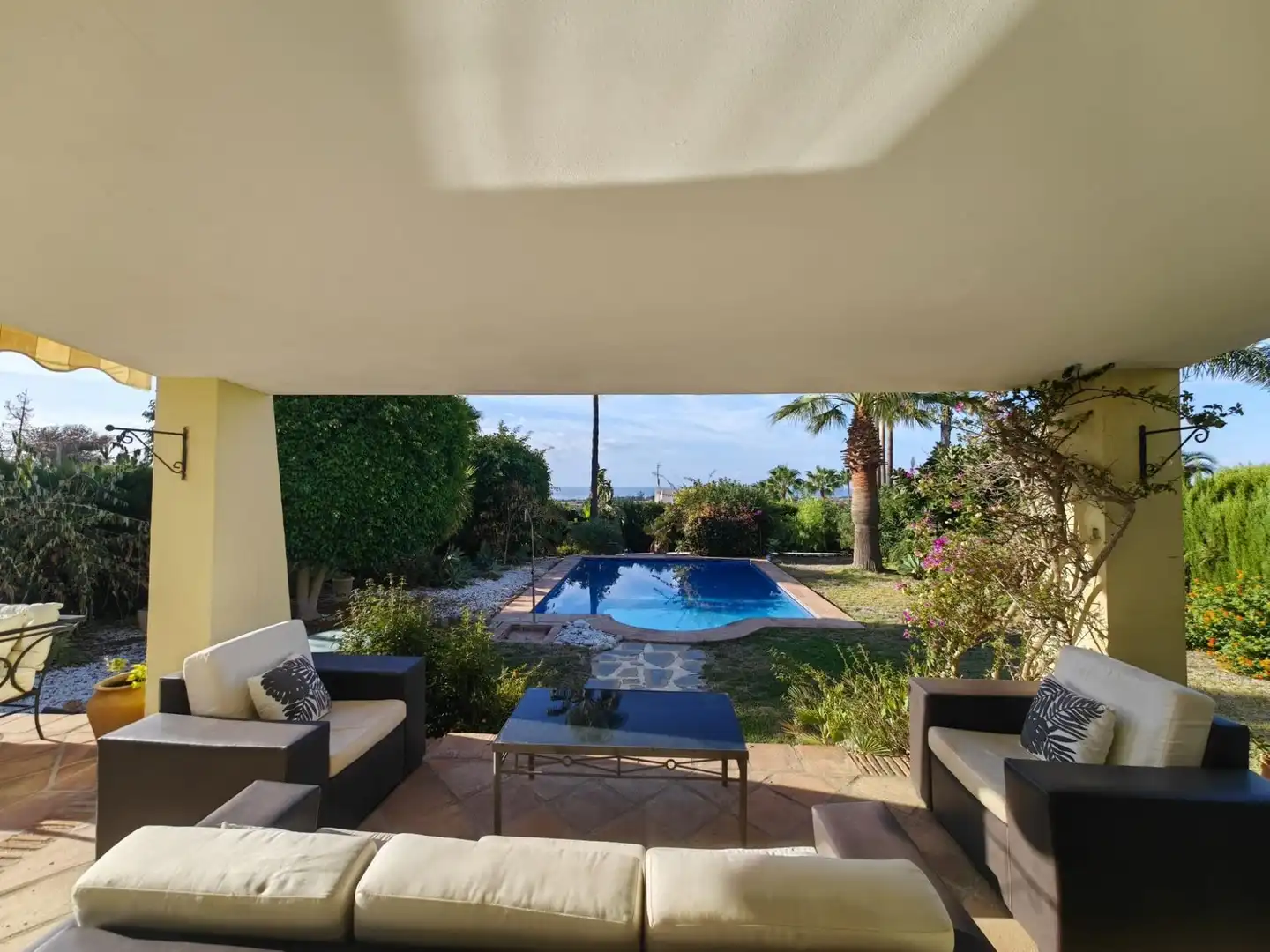 Jardí de Casa o xalet en venda en Estepona amb Aire condicionat, Jardí privat i Terrassa