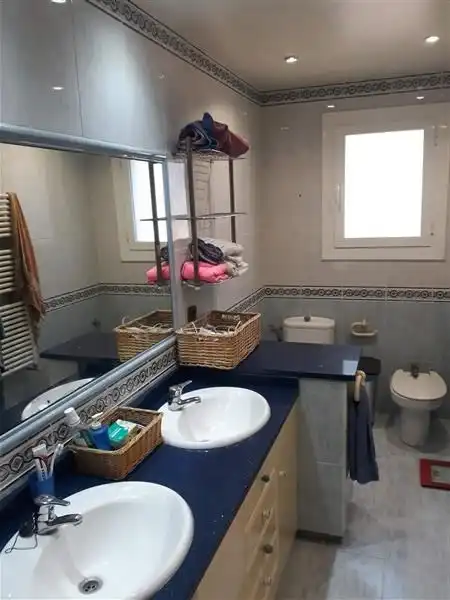 Baño de Casa o chalet en venta en Sant Pere de Ribes con Calefacción, Jardín privado y Terraza