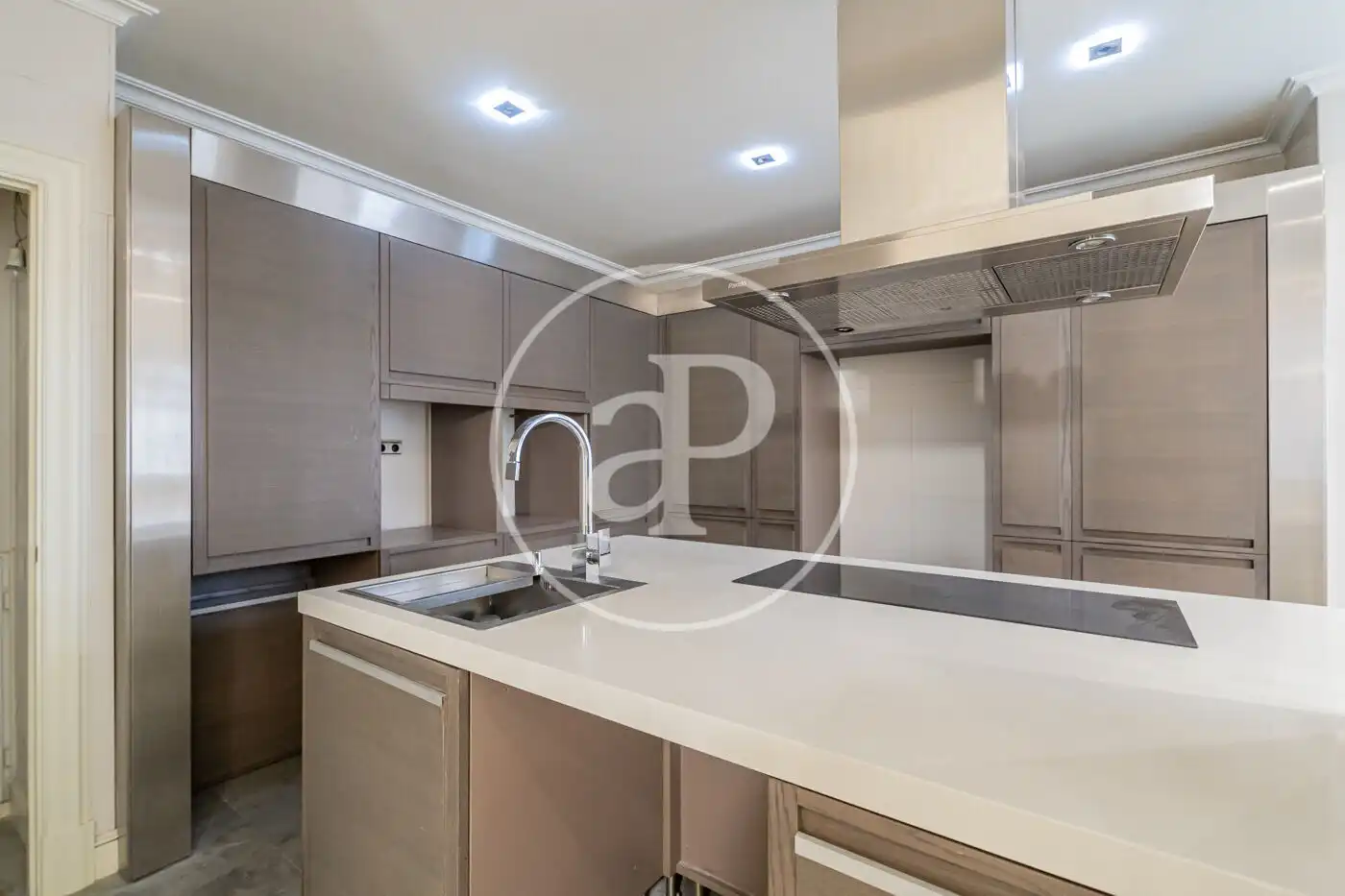 Cocina de Piso en venta en Madrid con Aire acondicionado y Calefacción