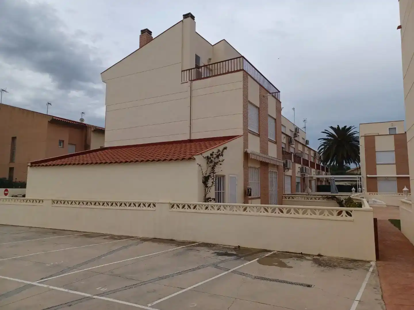 Pis de lloguer a Carrer de Peniscola, 434, Zona Papa Luna - Platja del Gurugú