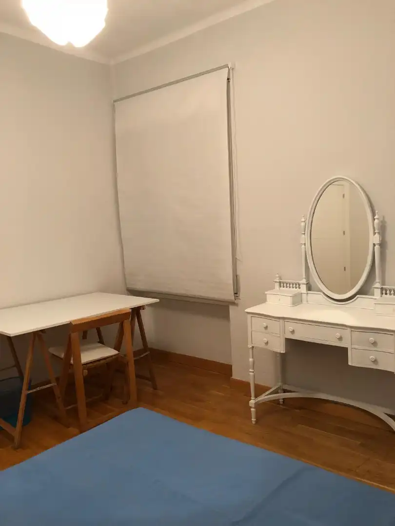 Bedroom of Flat for rent in Salamanca  with Heating, Parquet flooring and Furnished