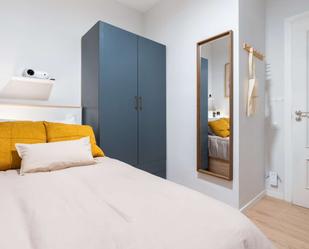 Bedroom of Flat to share in  Barcelona Capital  with Air Conditioner, Heating and Terrace