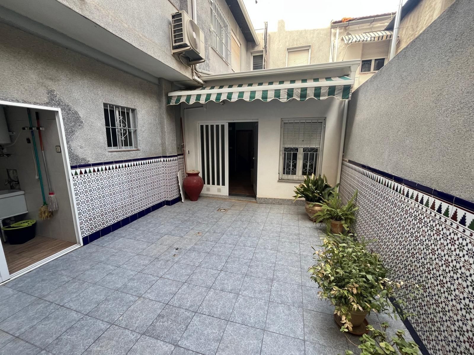 Vista exterior de Casa o xalet en venda en Molina de Segura amb Aire condicionat, Terrassa i Traster