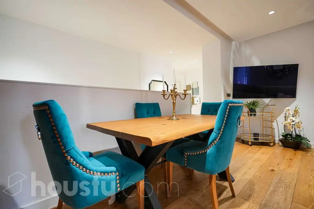 Dining room of Duplexes for sale in Madrid  with Air Conditioner, Heating and Storage room