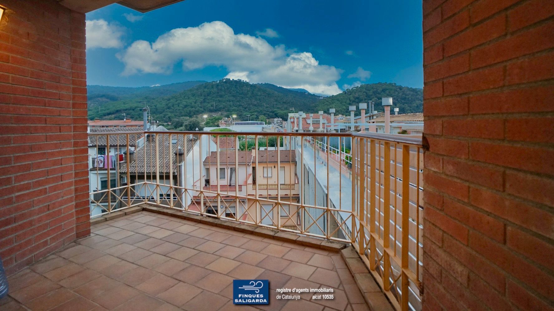 Vista exterior de Dúplex en venda en La Garriga amb Aire condicionat, Calefacció i Terrassa
