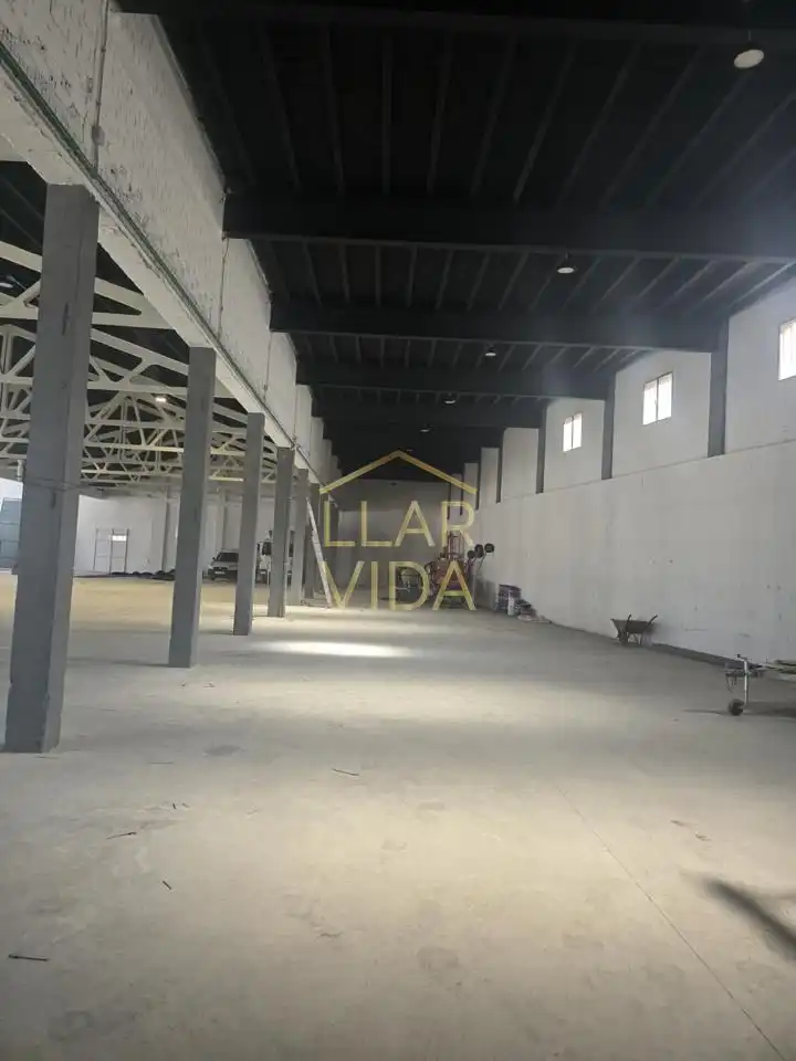 Nau industrial en venda en Vilanova de Segrià