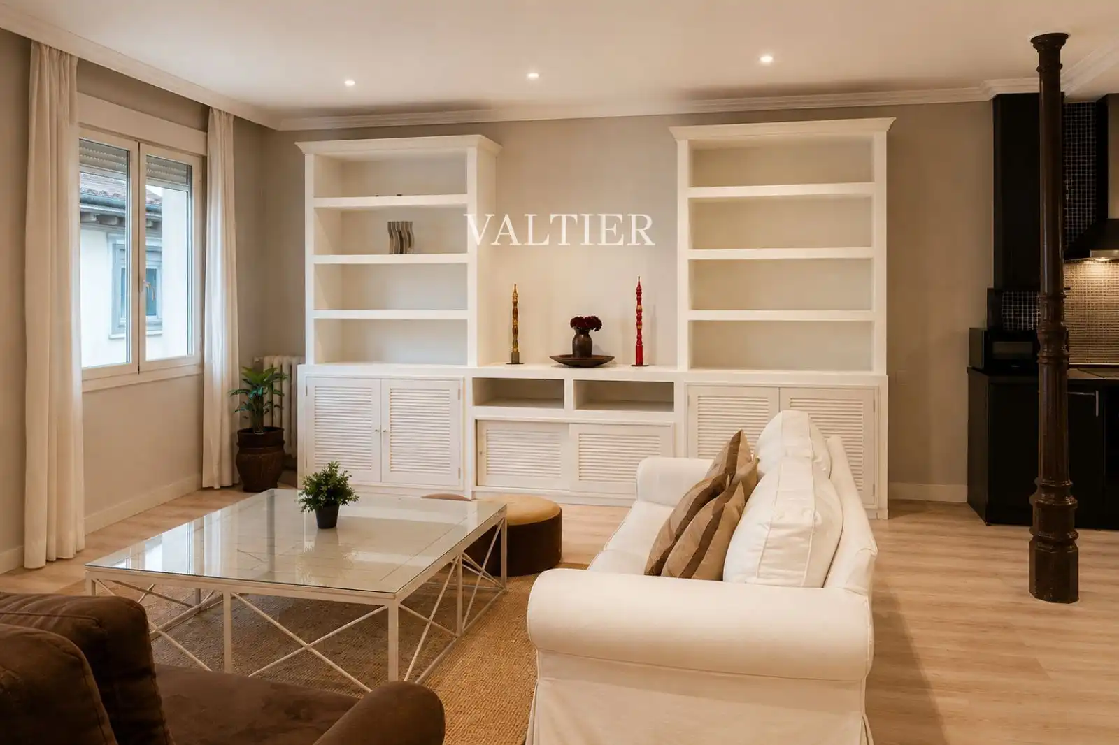 Living room of Attic for rent in Madrid  with Air Conditioner and Furnished