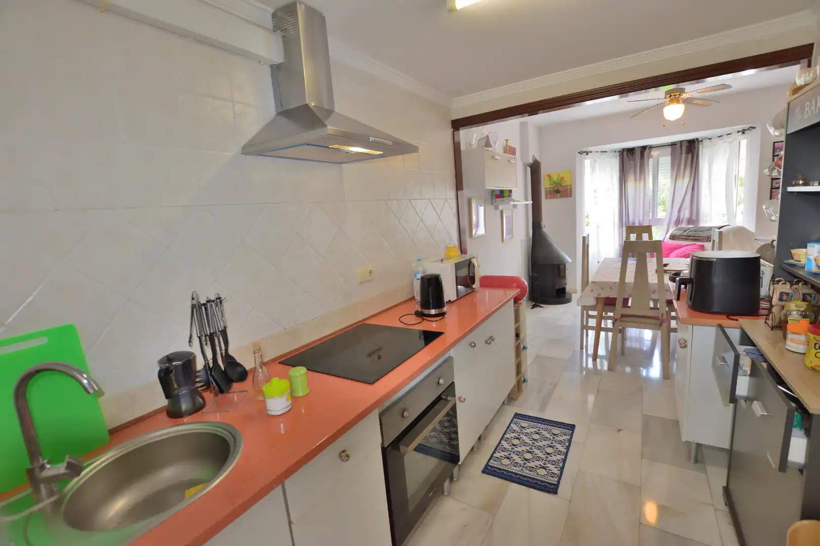 Kitchen of Detached homes for sale in Manilva  with Air Conditioner, Private garden and Terrace