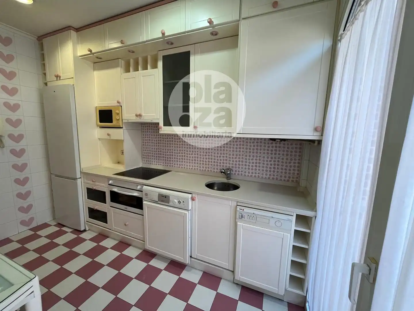 Kitchen of Flat for rent in Burgos  with Heating, Private garden and Terrace
