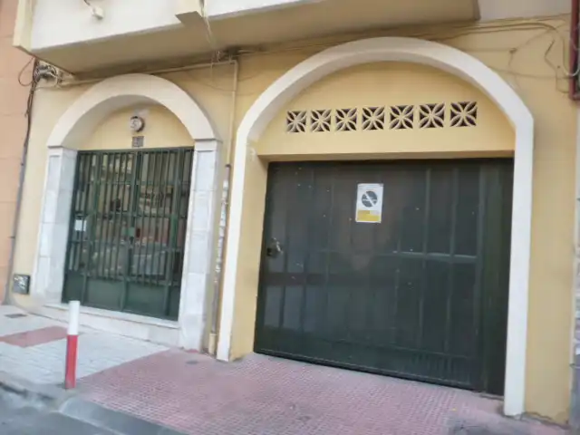 Garage zum Verkauf in C/ Luis Braile , Los Castillejos - La Trinidad