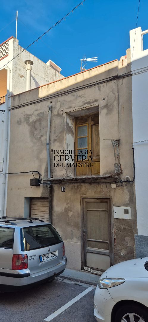 Vista exterior de Casa adosada en venta en Cervera del Maestre