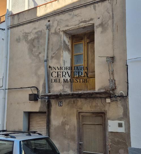 Foto 1 de Casa adosada en venta en Cervera del Maestre, Castellón