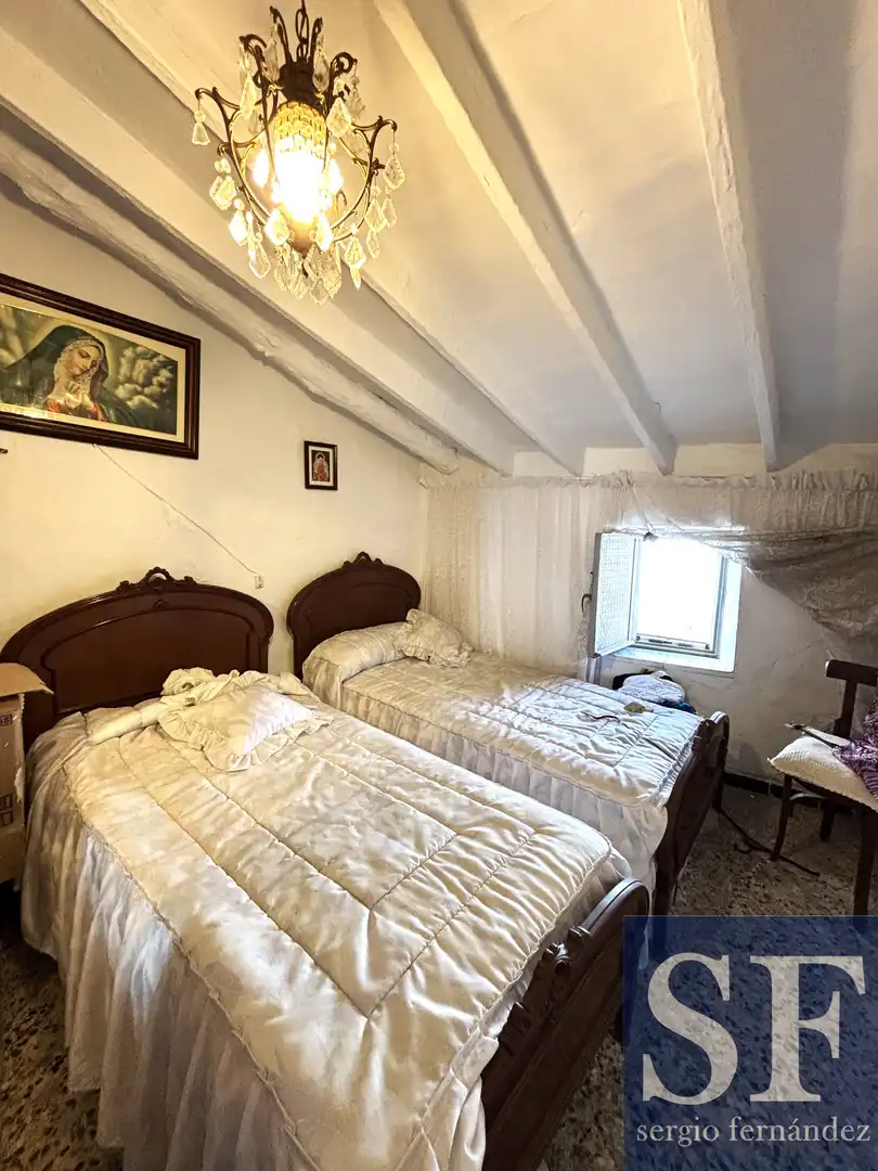 Schlafzimmer von Einfamilien-Reihenhaus zum Verkauf in Canillas de Aceituno