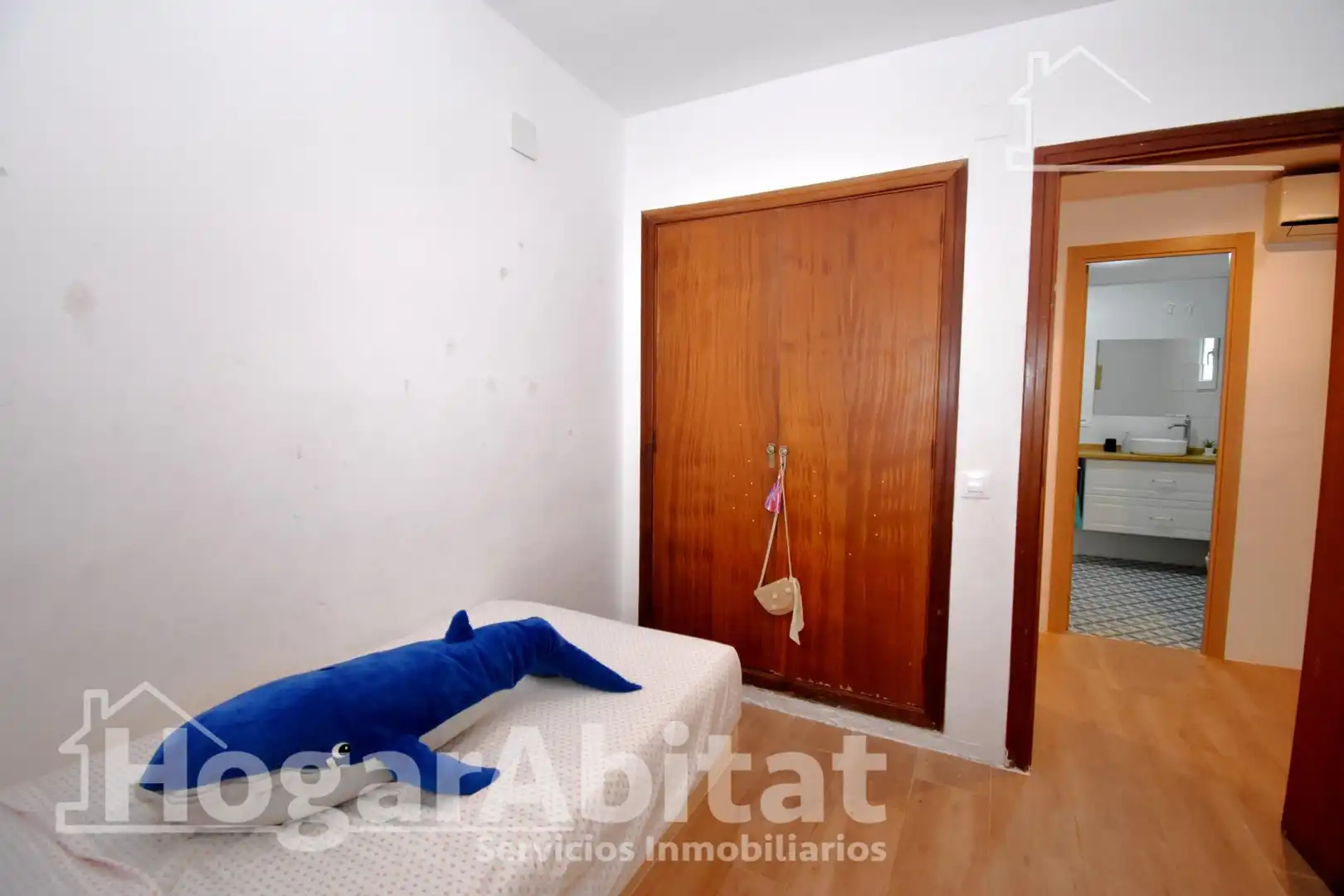 Habitación de Planta baja en venta en Burjassot con Aire acondicionado, Calefacción y Terraza