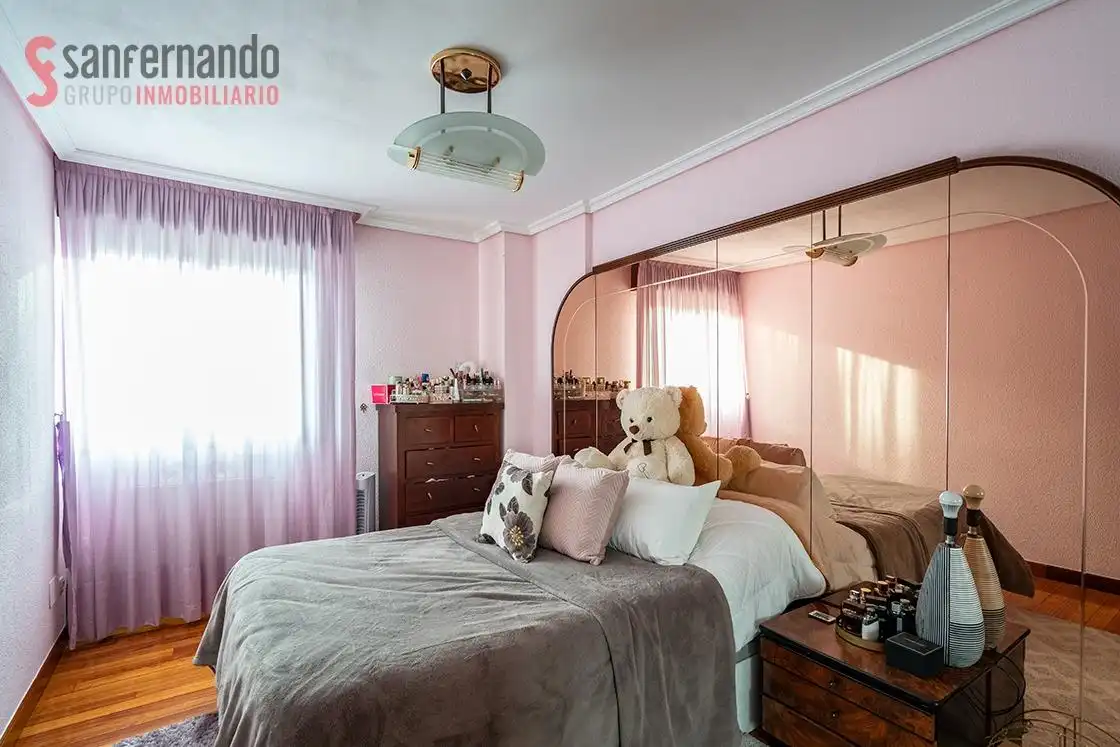 Habitación de Piso en venta en Cartes con Calefacción