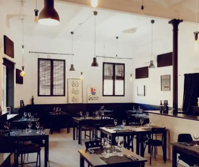 Gewerbefläche zur Übernahme in Plaça Mercat 6, imagen 2