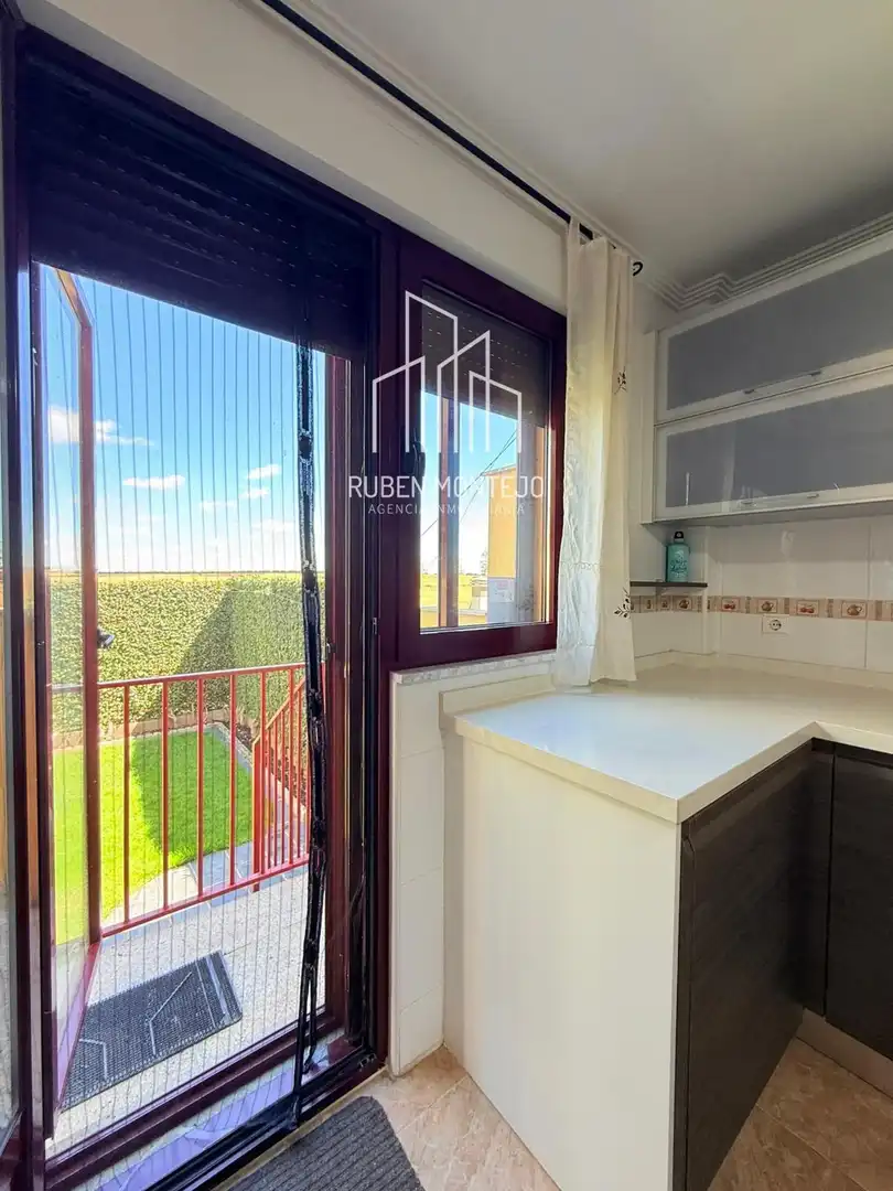 Terraza de Casa adosada en venta en Galindo y Perahuy con Calefacción, Jardín privado y Terraza