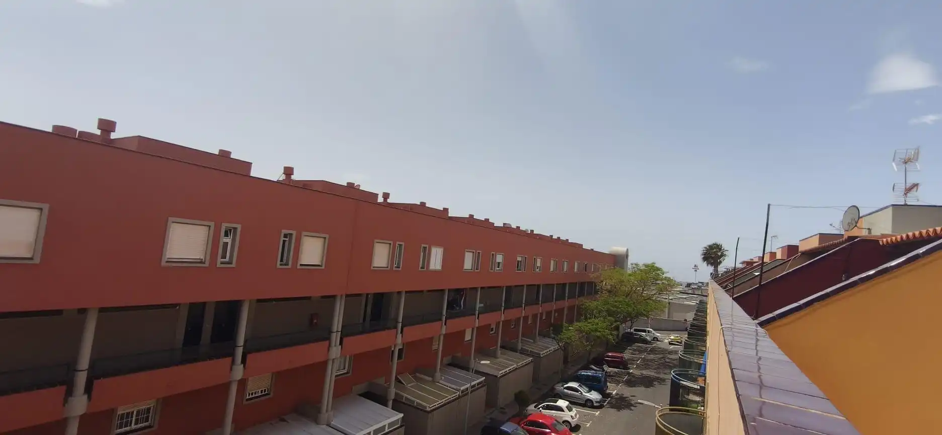 Vista exterior de Casa adosada en venda en San Cristóbal de la Laguna amb Terrassa