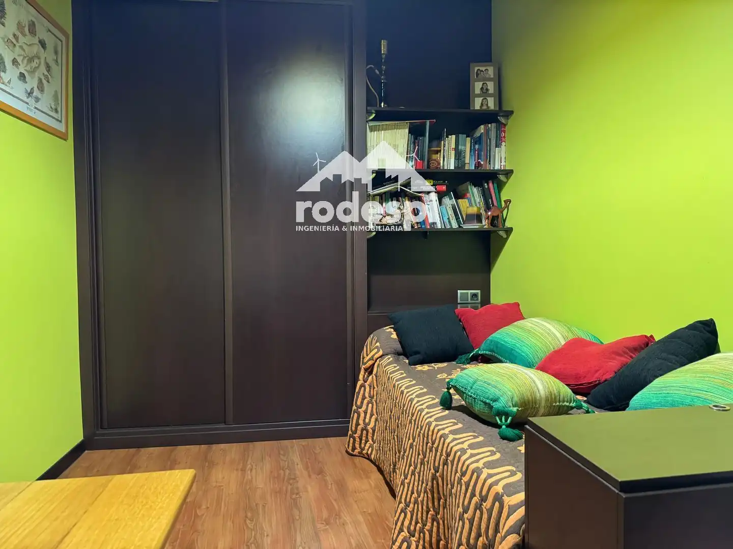 Habitación de Casa o chalet en venta en Crecente con Terraza, Trastero y Amueblado