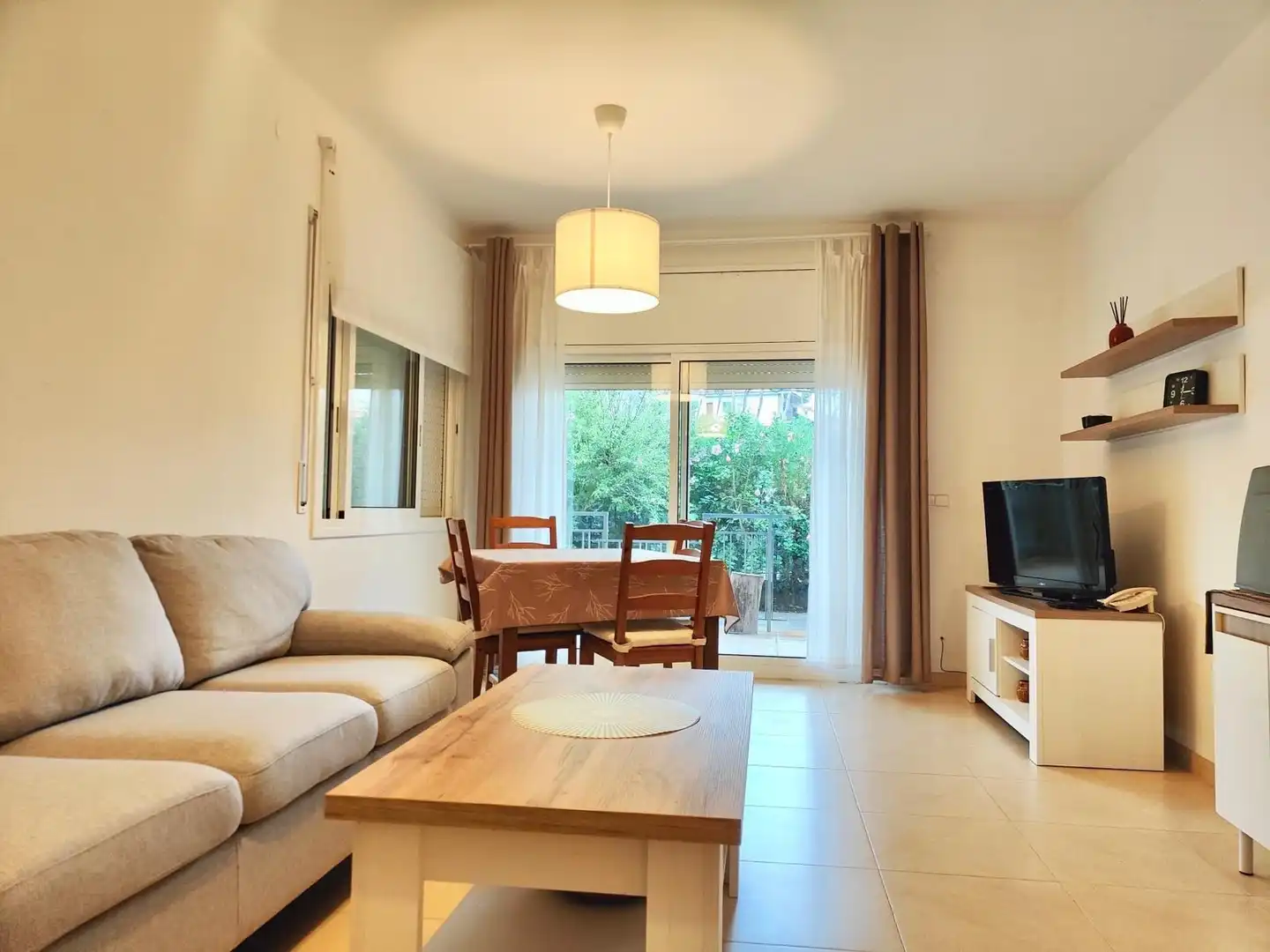 Bajo con jardín en venta en Segur de Calafell, imagen 5