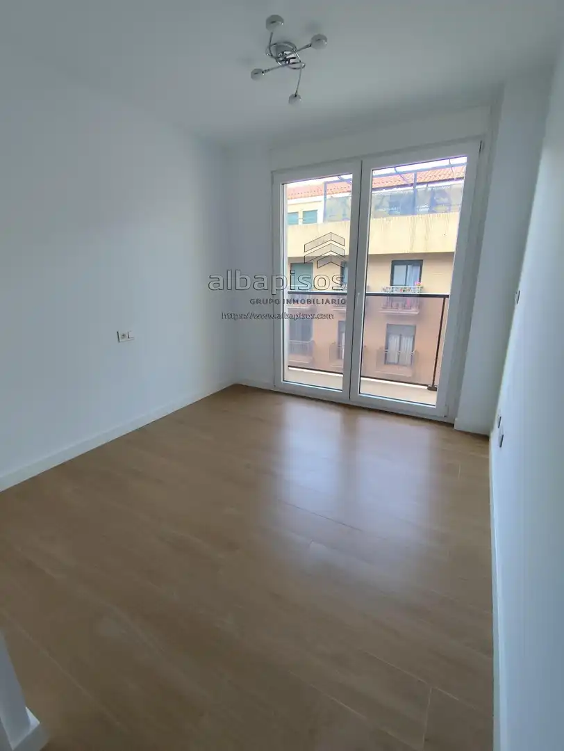 Schlafzimmer von Wohnung zur Miete in Albacete mit Heizung, Terrasse und Abstellraum