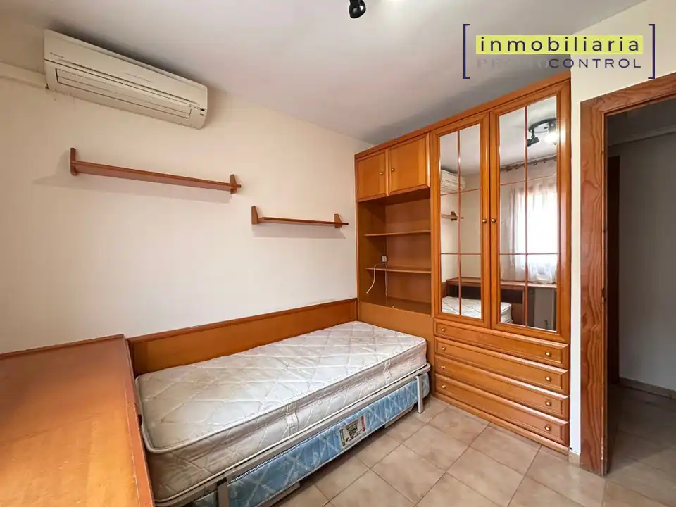 Bedroom of Flat for sale in Zuera  with Air Conditioner, Heating and Terrace