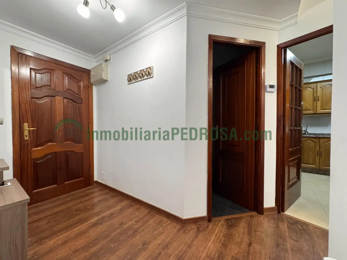 Piso de alquiler en GERARDO ALVAREZ LIMESES, Zona de Plaza de Barcelos