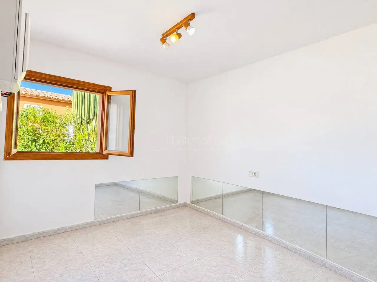 Casa adosada en venta en Alcúdia con Aire acondicionado, Jardín privado y Terraza