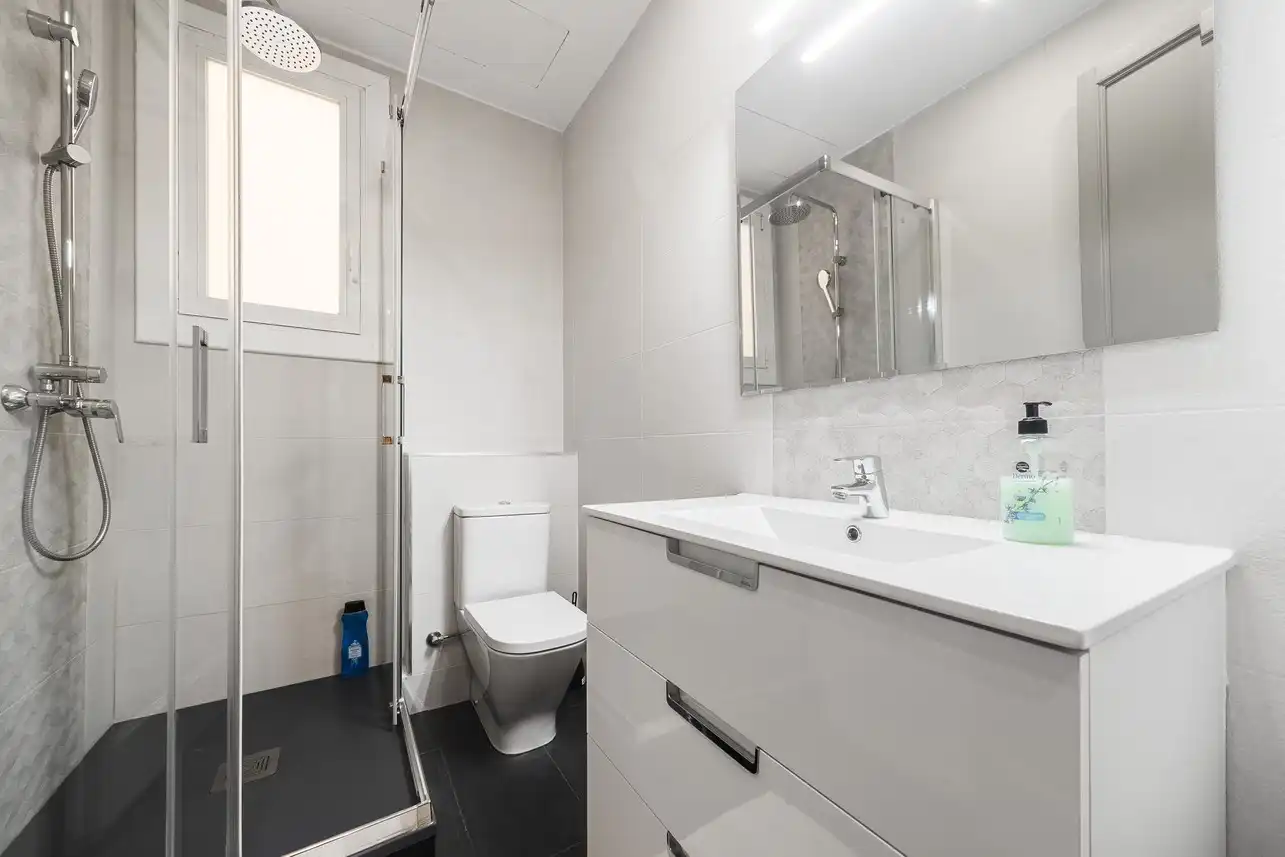 Baño de Piso en venta en Barcelona con Aire acondicionado, Calefacción y Parquet