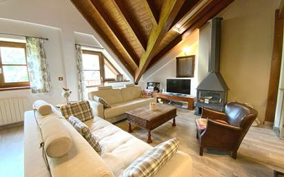 Living room of Apartment for sale in Benasque