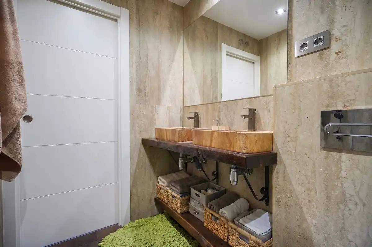 Bathroom of Duplexes for sale in Alcalá de Henares  with Air Conditioner, Heating and Terrace