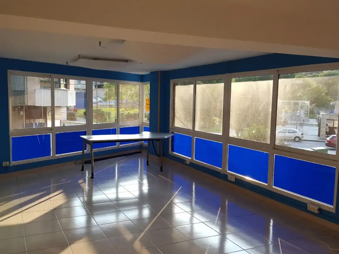 Office for sale in Ribeira  with Internet