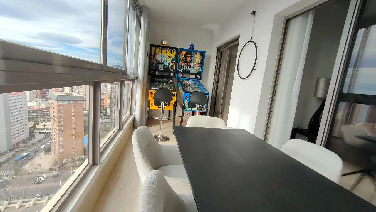 Comedor de Apartamento en venta en Benidorm con Aire acondicionado y Piscina comunitaria