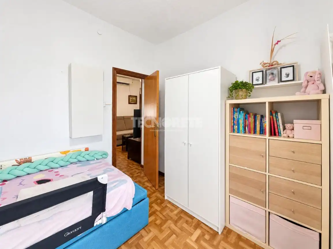Habitación de Piso en venta en Carabanchel