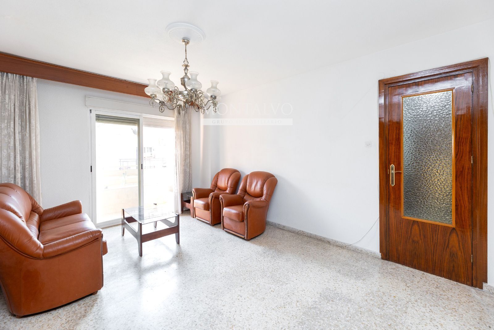 Living room of Flat for sale in  Granada Capital  with Terrace