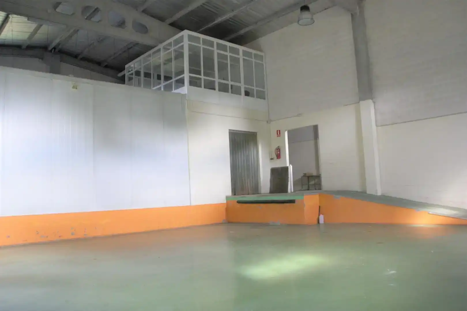 Nave industrial en venta en Padrón