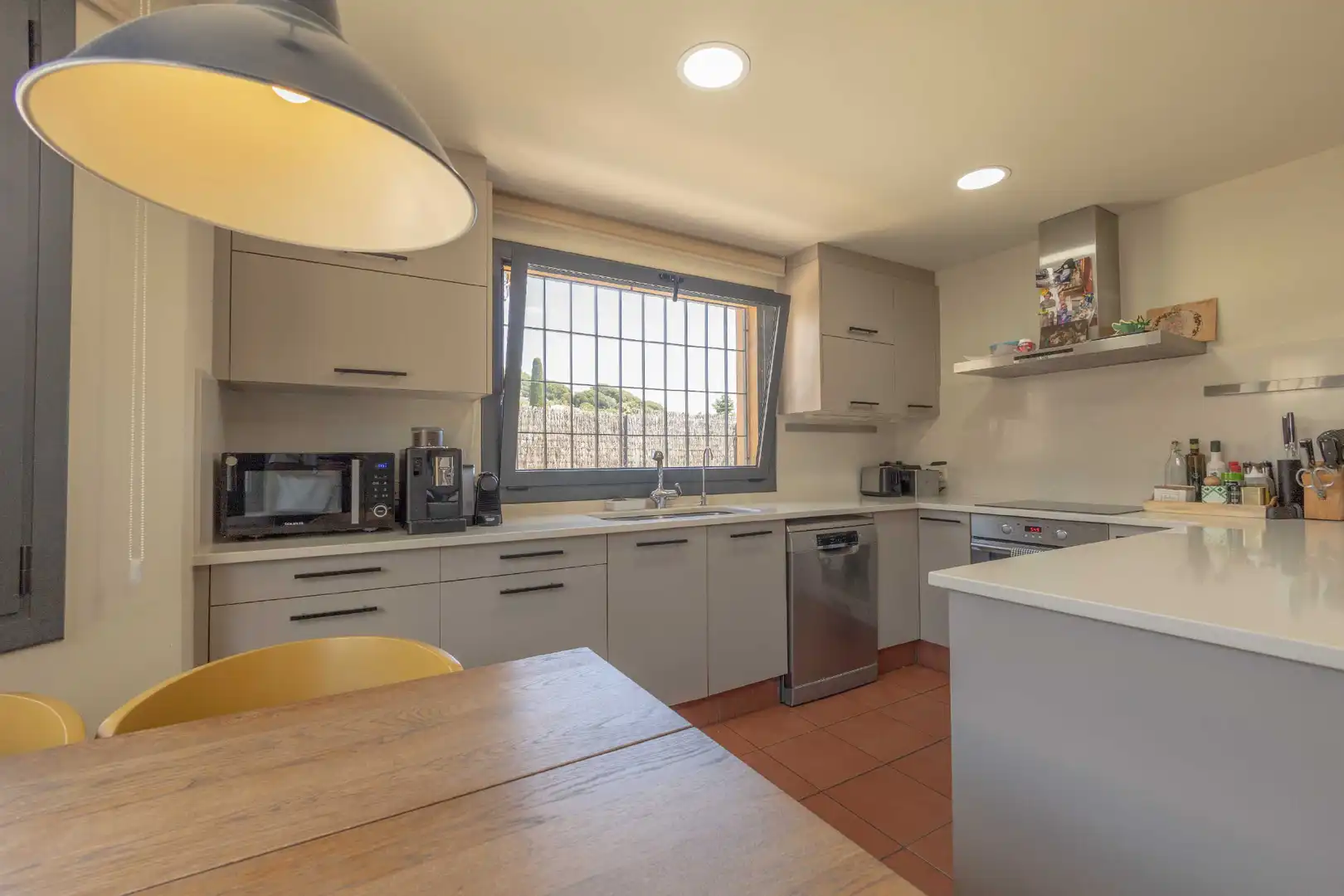 Kitchen of Houses for sale in Sant Vicenç de Montalt  with Air Conditioner, Heating and Private garden
