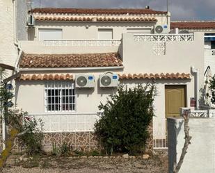 Exterior view of Single-family semi-detached for sale in Torrevieja  with Air Conditioner, Terrace and Balcony